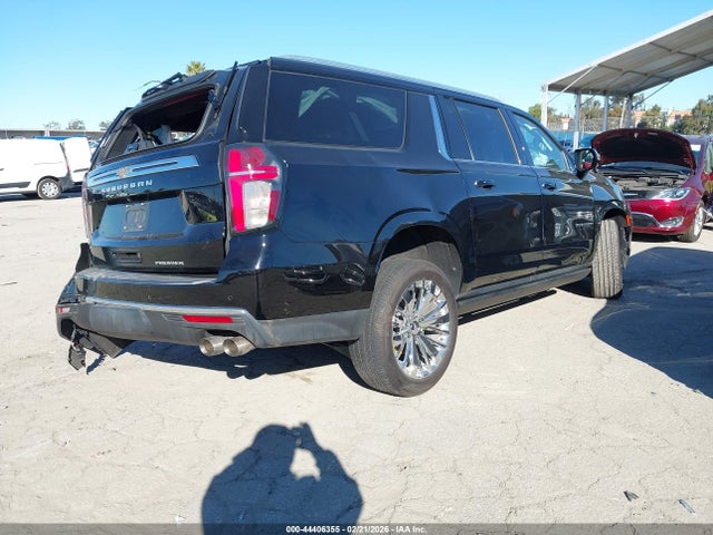 1GNSKFKDXNR167563 Chevrolet Suburban 4wd Premier