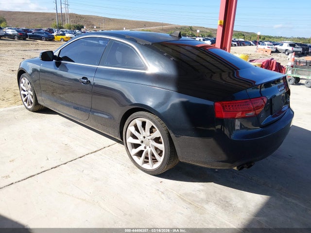 2013 AUDI A5 WAULFAFR2DA045798 Photo 2