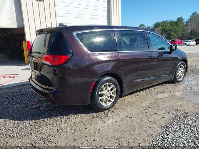 2017 Chrysler Pacifica Touring მანქანა იყიდება აუქციონზე, vin: 2C4RC1DG2HR525557, აუქციონის ნომერი: 44406393