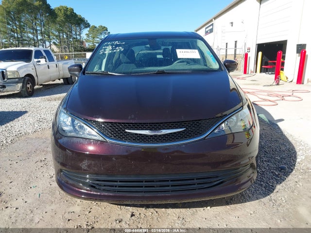 2017 Chrysler Pacifica Touring მანქანა იყიდება აუქციონზე, vin: 2C4RC1DG2HR525557, აუქციონის ნომერი: 44406393