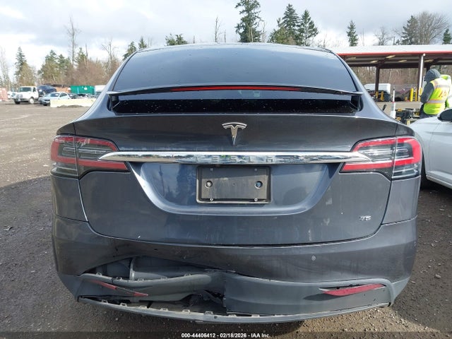 44406412 :رقم المزاد ، 5YJXCAE26JF105229 vin ، 2018 Tesla Model X 100d/75d/p100d مزاد بيع