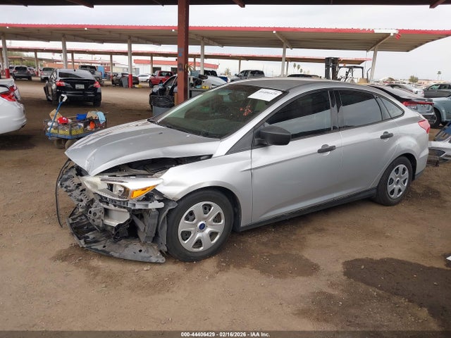 Ford FOCUS S 2016 1FADP3E27GL362785 Image 15
