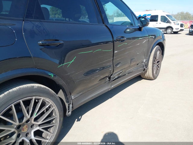 2023 PORSCHE CAYENNE WP1AA2AY8PDA06020 Photo 5