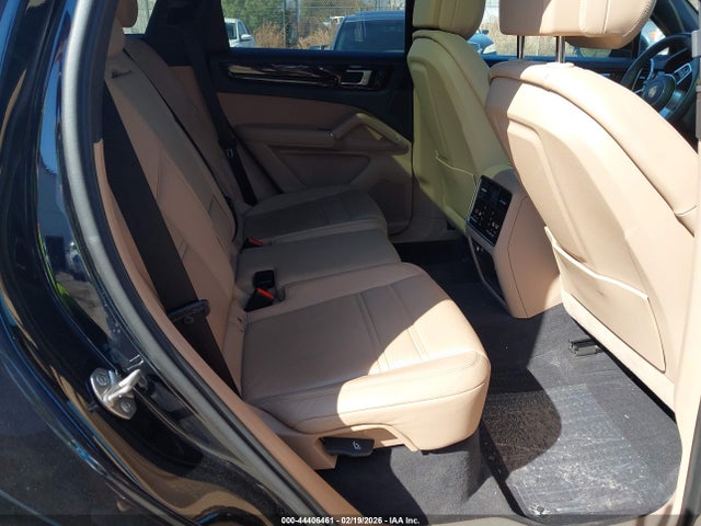 2023 PORSCHE CAYENNE WP1AA2AY8PDA06020 Photo 7