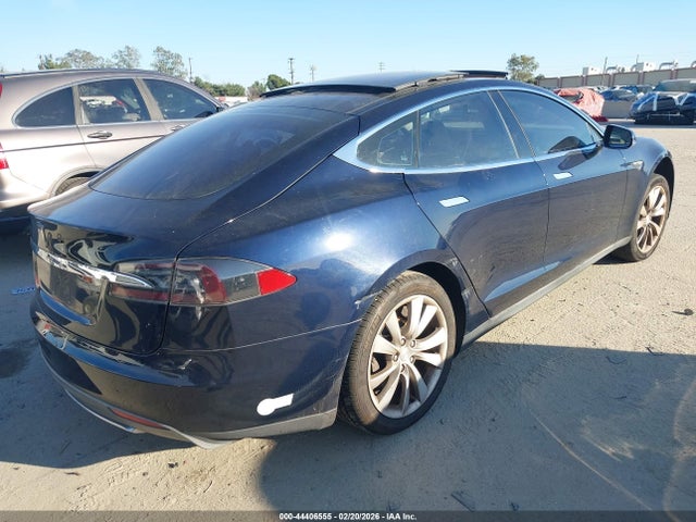 Aukcja sprzedaży 2014 Tesla Model S, vin: 5YJSA1S15EFP28925, numer aukcji: 44406555