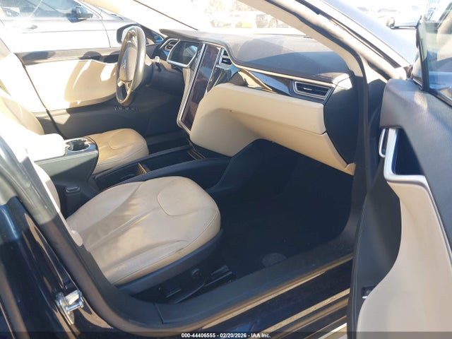 Aukcja sprzedaży 2014 Tesla Model S, vin: 5YJSA1S15EFP28925, numer aukcji: 44406555