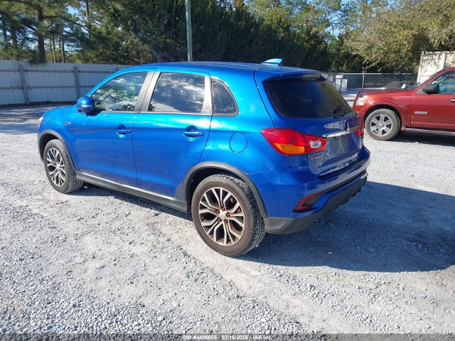 2018 MITSUBISHI OUTLANDER SPORT JA4AP3AW4JZ035930 Photo 2