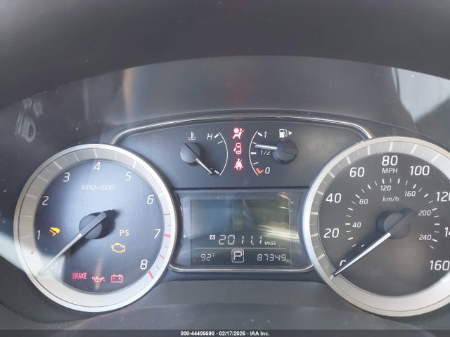 Продажа на аукционе авто 2015 Nissan Sentra Sr, vin: 3N1AB7AP5FY364385, номер лота: 44406690