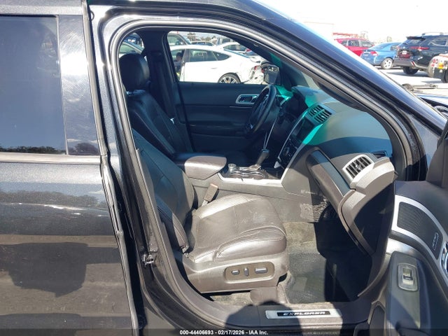 1FM5K8GT8FGA87236 Ford EXPLORER SPORT