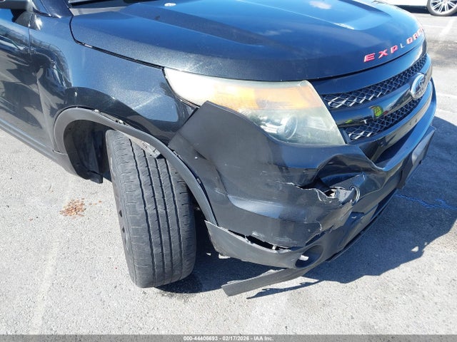 1FM5K8GT8FGA87236 Ford EXPLORER SPORT