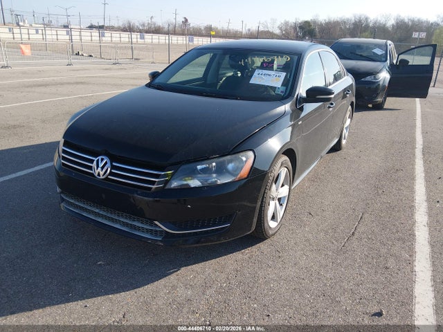 1VWAT7A38EC029763 Volkswagen Passat 1.8t Wolfsburg Edition