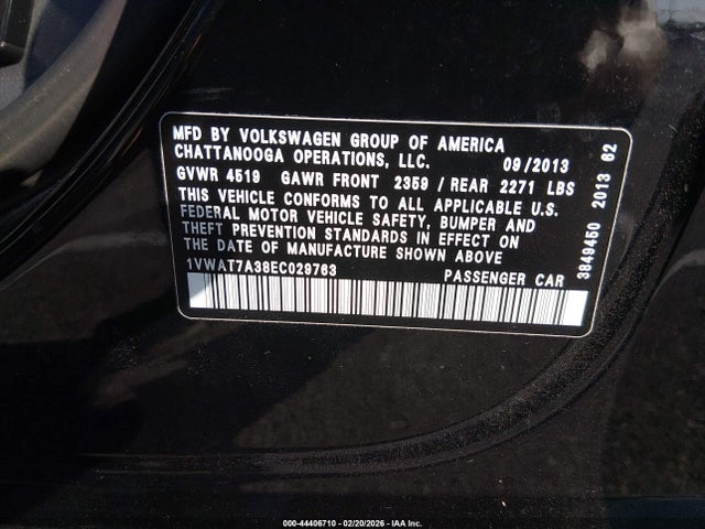 1VWAT7A38EC029763 Volkswagen Passat 1.8t Wolfsburg Edition