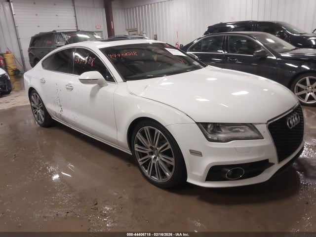 2014 AUDI A7 WAUWMAFC0EN135752 Photo 0
