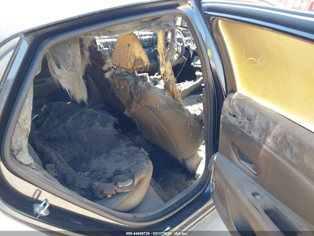 5NPLS4AG5MH018223 Hyundai ELANTRA SEL