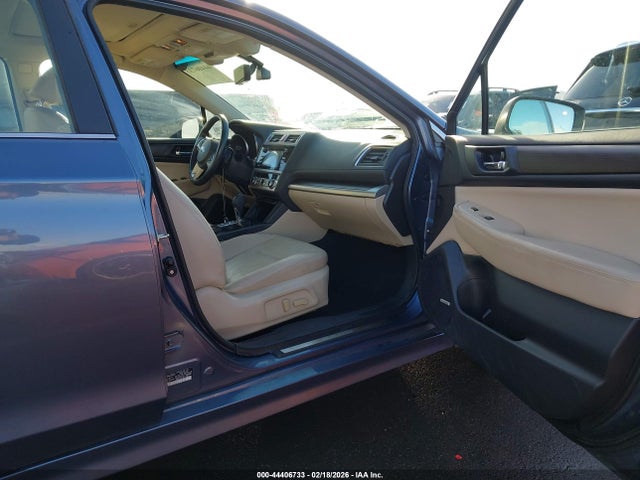 44406733 :رقم المزاد ، 4S3BNAN65H3050335 vin ، 2017 Subaru Legacy 2.5i Limited مزاد بيع