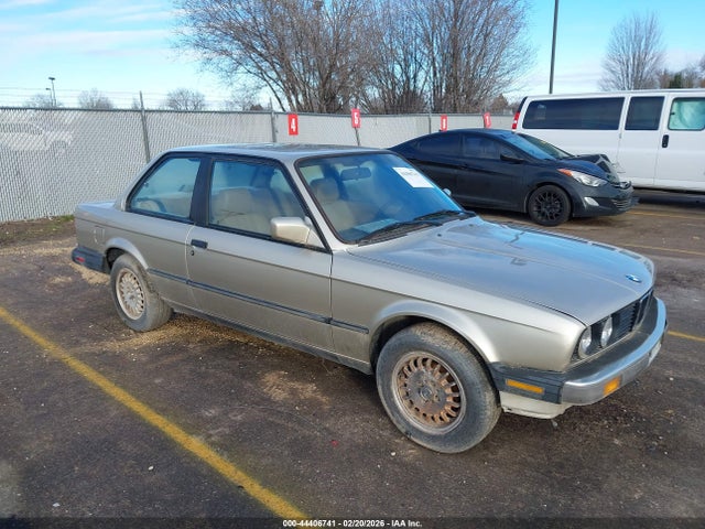 1987 BMW 325 WBAAB5406H9804264