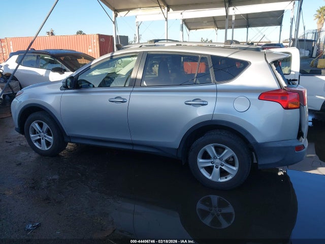 Toyota Rav4 Xle 2014 JTMWFREV2EJ010466 Image 14