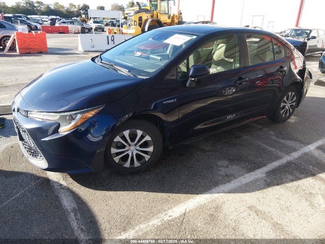 Toyota Corolla Hybrid Le 2020 JTDEBRBEXLJ018923 Image 2