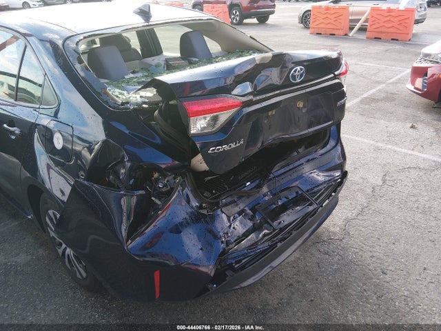 Toyota Corolla Hybrid Le 2020 JTDEBRBEXLJ018923 Image 6