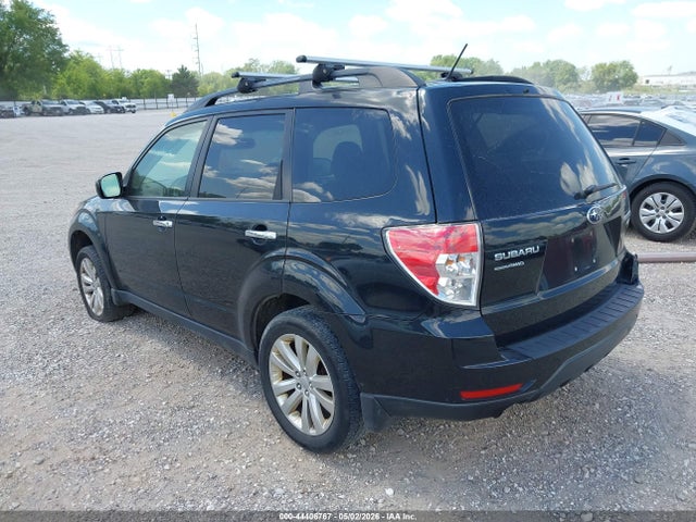 44406767 :رقم المزاد ، JF2SHADC4DH411289 vin ، 2013 Subaru Forester 2.5x Premium مزاد بيع