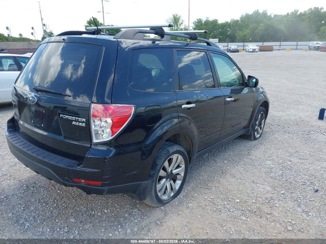 44406767 :رقم المزاد ، JF2SHADC4DH411289 vin ، 2013 Subaru Forester 2.5x Premium مزاد بيع