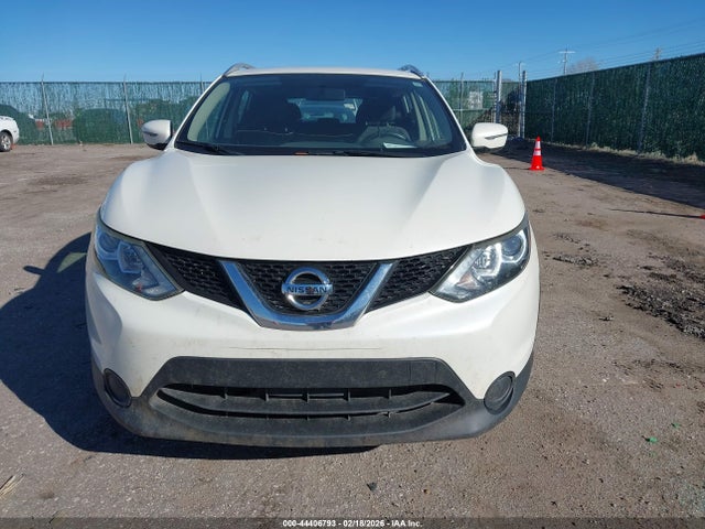 JN1BJ1CP4HW027055 Nissan Rogue Sport Sv