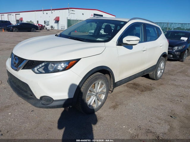 JN1BJ1CP4HW027055 Nissan Rogue Sport Sv