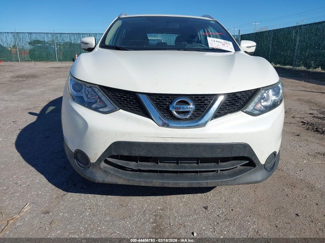 JN1BJ1CP4HW027055 Nissan Rogue Sport Sv