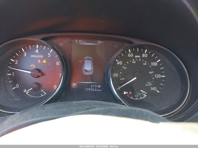 JN1BJ1CP4HW027055 Nissan Rogue Sport Sv