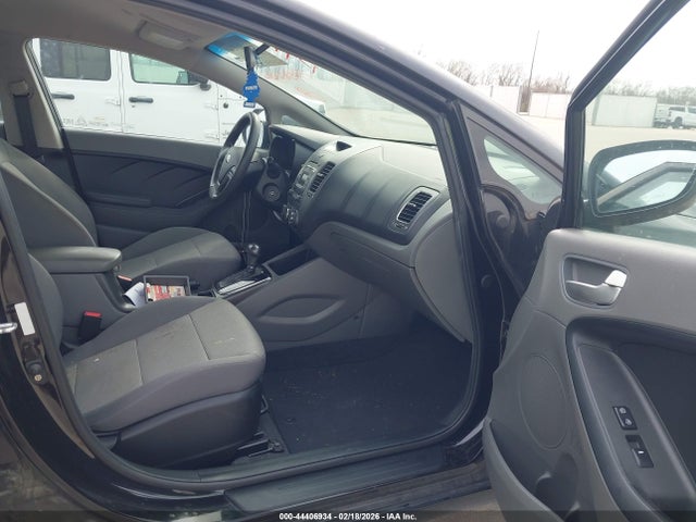 3KPFK4A70JE219041 KIA FORTE LX
