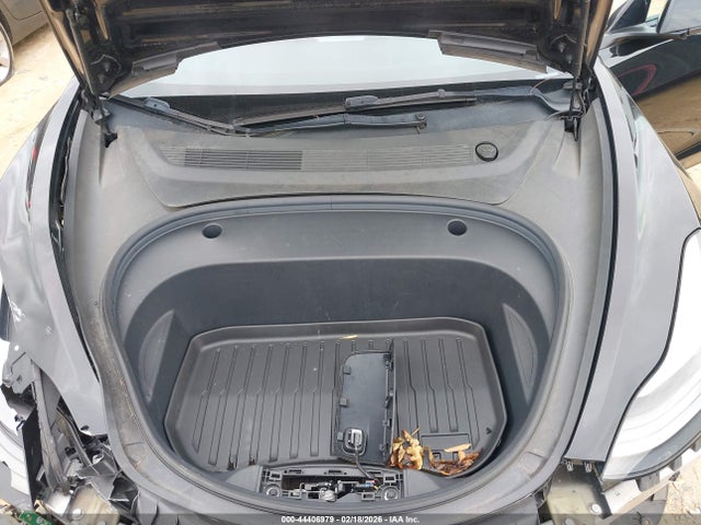 44406979 :رقم المزاد ، 5YJ3E1EB2NF289762 vin ، 2022 Tesla Model 3 Long Range Dual Motor All-wheel Drive مزاد بيع