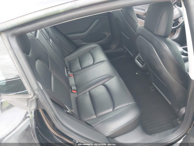 44406979 :رقم المزاد ، 5YJ3E1EB2NF289762 vin ، 2022 Tesla Model 3 Long Range Dual Motor All-wheel Drive مزاد بيع