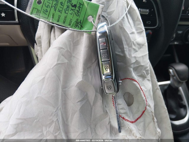44407003 :رقم المزاد ، 3KPF24AD3PE639097 vin ، 2023 Kia Forte Lxs مزاد بيع