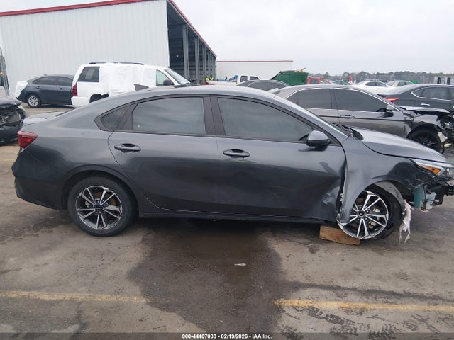44407003 :رقم المزاد ، 3KPF24AD3PE639097 vin ، 2023 Kia Forte Lxs مزاد بيع