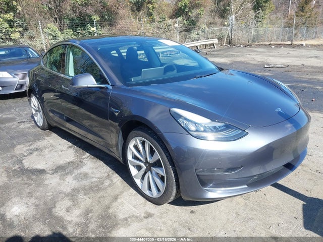 2019 TESLA MODEL 3 5YJ3E1EB3KF469280 Photo 0