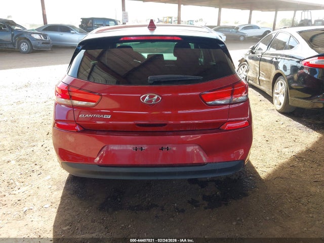 KMHH35LE1JU012887 Hyundai ELANTRA GT
