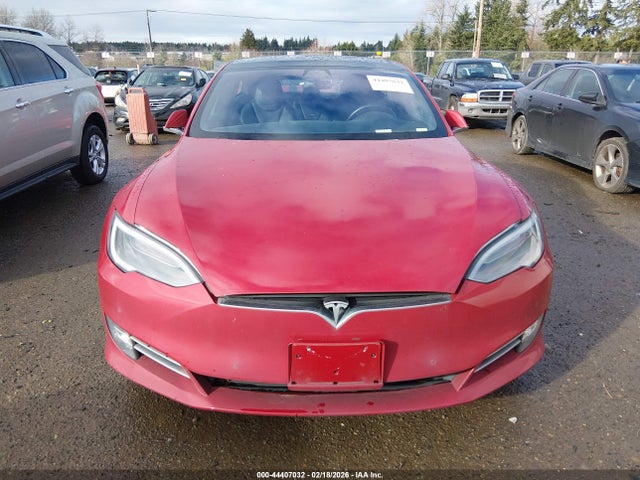 44407032 :رقم المزاد ، 5YJSA1E2XJF289784 vin ، 2018 Tesla Model S 100d/75d/p100d مزاد بيع