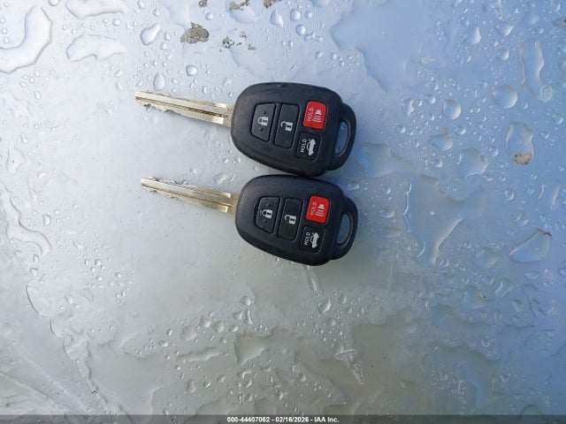 2T1BURHE0GC707892 Toyota Corolla S Plus