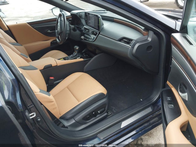 2025 LEXUS ES 300H 58ADA1C1XSU061364 Photo 4