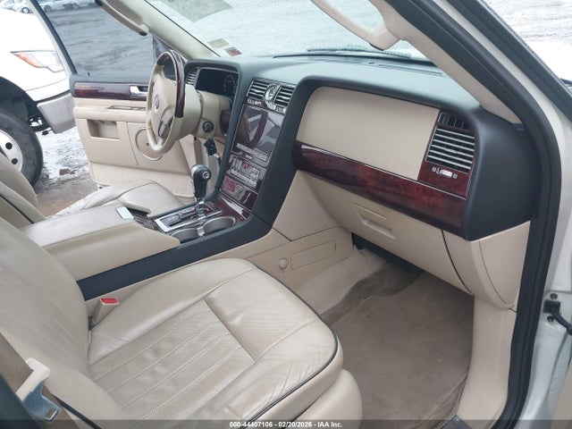 2006 LINCOLN NAVIGATOR 5LMFU28526LJ03270 Photo 4
