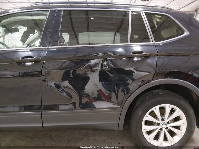 44407174 :رقم المزاد ، 3VV0B7AX0LM177455 vin ، 2020 Volkswagen Tiguan 2.0t S مزاد بيع