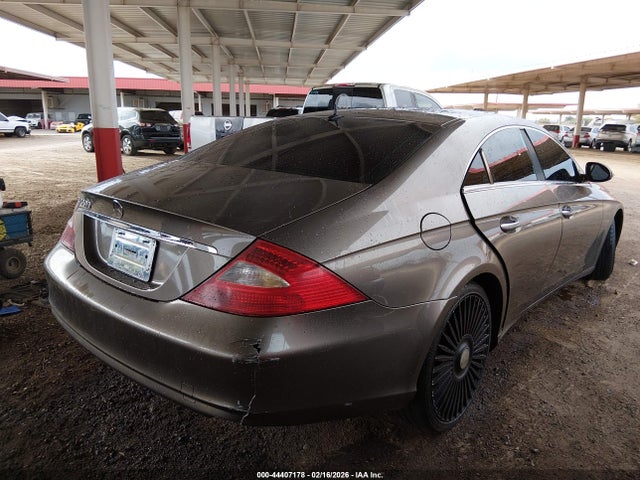44407178 :رقم المزاد ، WDDDJ75X16A012549 vin ، 2006 Mercedes-benz Cls 500 مزاد بيع