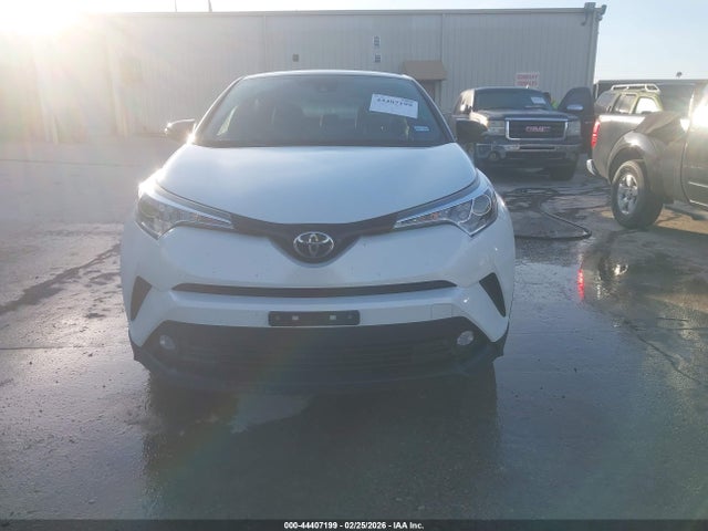 Toyota C-hr Limited 2019 NMTKHMBX2KR080354 Image 17