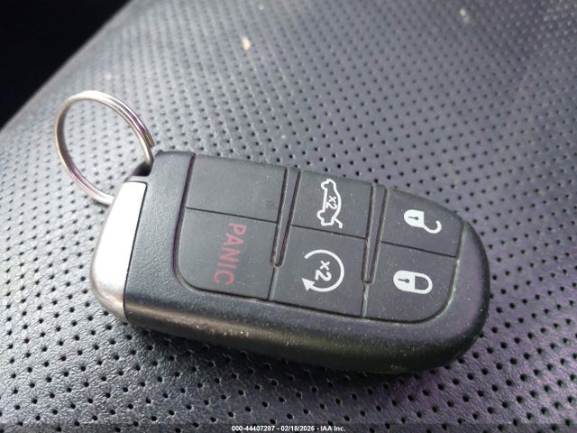 Продажа на аукционе авто 2014 Chrysler 300c, vin: 2C3CCAET0EH109059, номер лота: 44407287