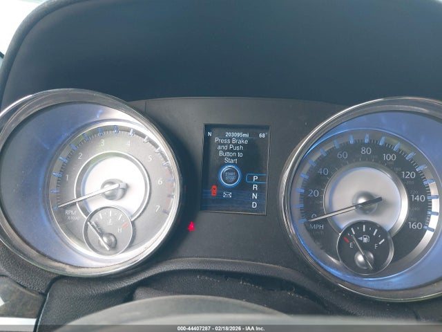 Продажа на аукционе авто 2014 Chrysler 300c, vin: 2C3CCAET0EH109059, номер лота: 44407287