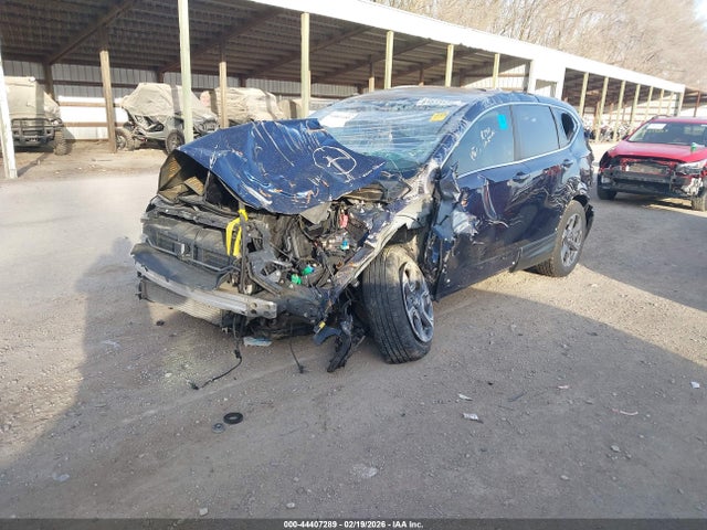 2018 HONDA CR-V 7FARW1H88JE032773 Photo 1