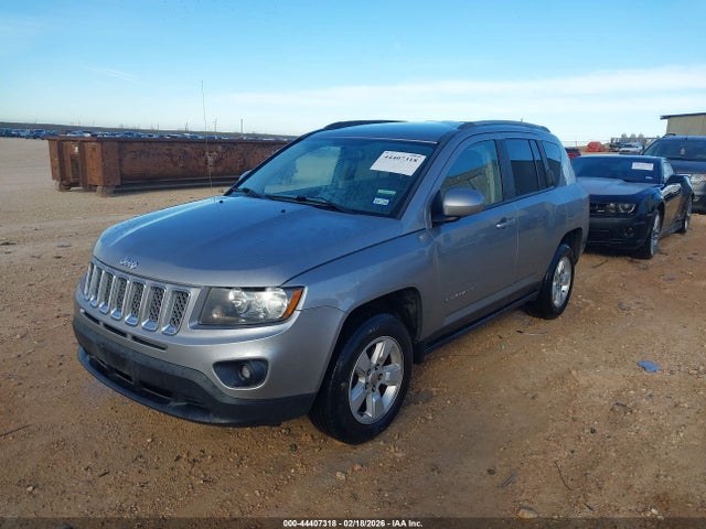 Jeep Compass Latitude Fwd 2017 1C4NJCEBXHD160308 Image 2