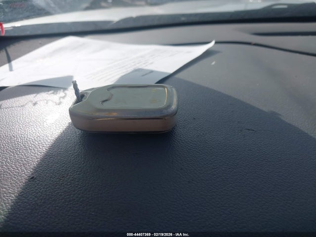 1GKKNLLA6JZ132987 GMC Acadia Sle-2