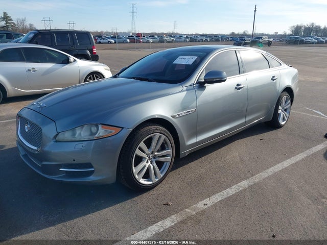 2012 JAGUAR XJ SAJWA2GB5CLV22511 Photo 1