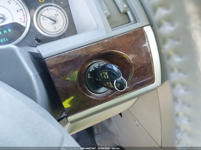 Aukcja sprzedaży 2010 Chrysler Town & Country Touring, vin: 2A4RR5D15AR300177, numer aukcji: 44407387